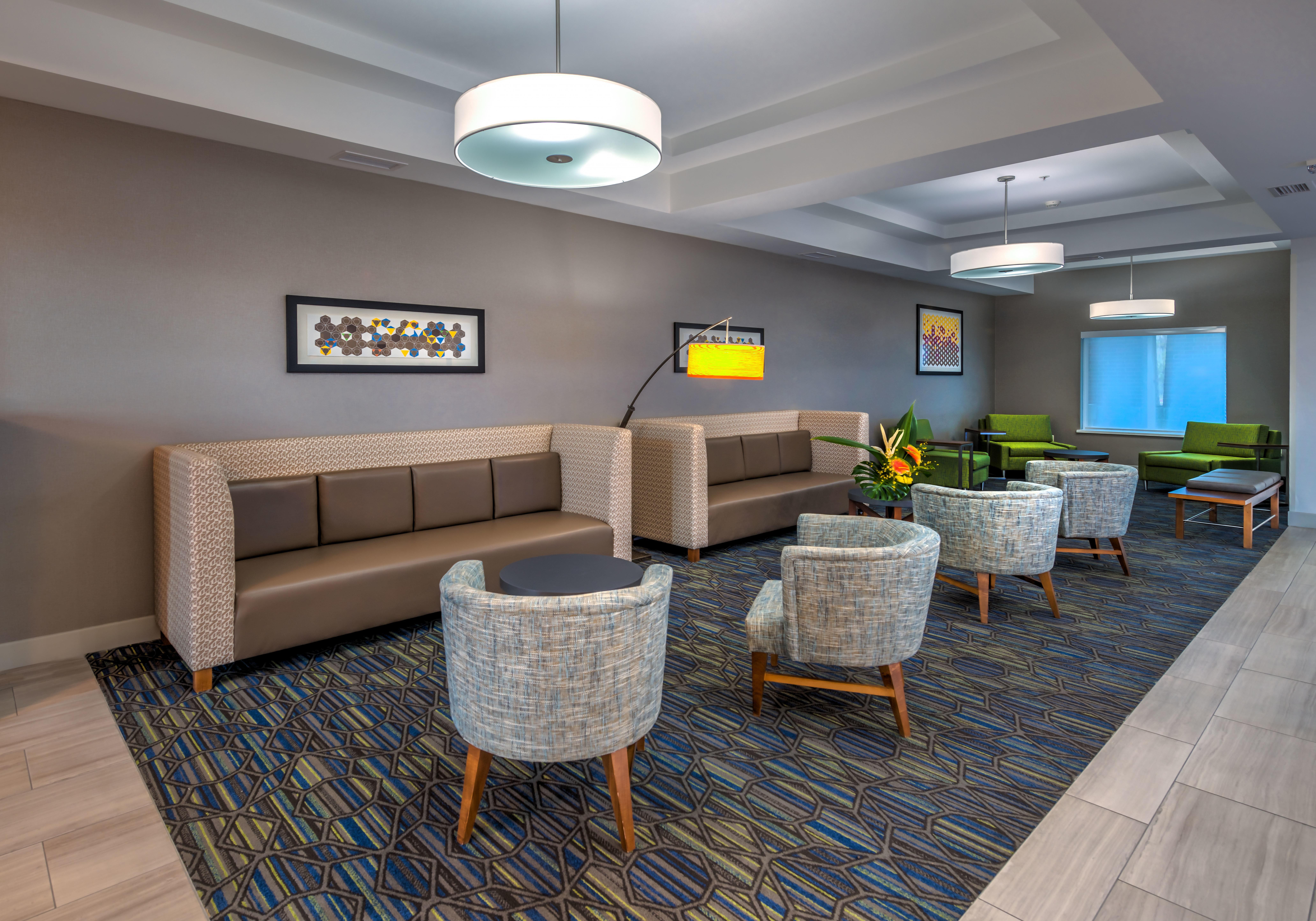 Holiday Inn Express Hotel & Suites Minden By Ihg Exteriör bild